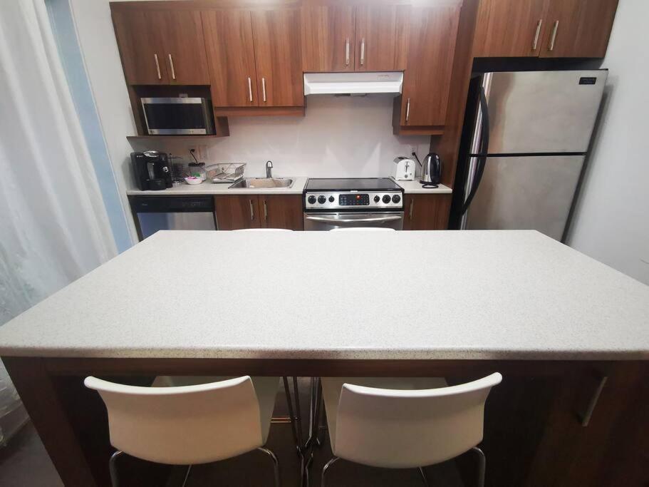 Lovely Studio In Longueuil, Near Downtown Montreal Daire Dış mekan fotoğraf